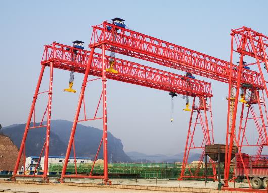 MG80/10T龍門(mén)吊?該如何預(yù)防起重事故的發(fā)生