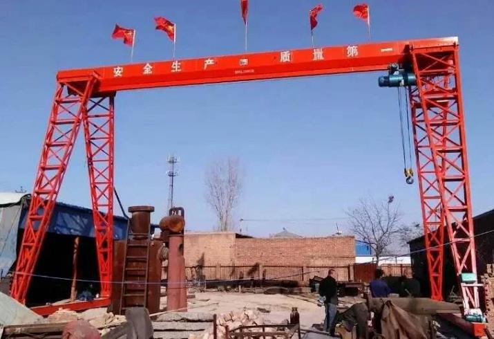 MHGY10噸上包下花葫蘆龍門軌道有安裝標(biāo)準(zhǔn)嗎？都有幾種方法？